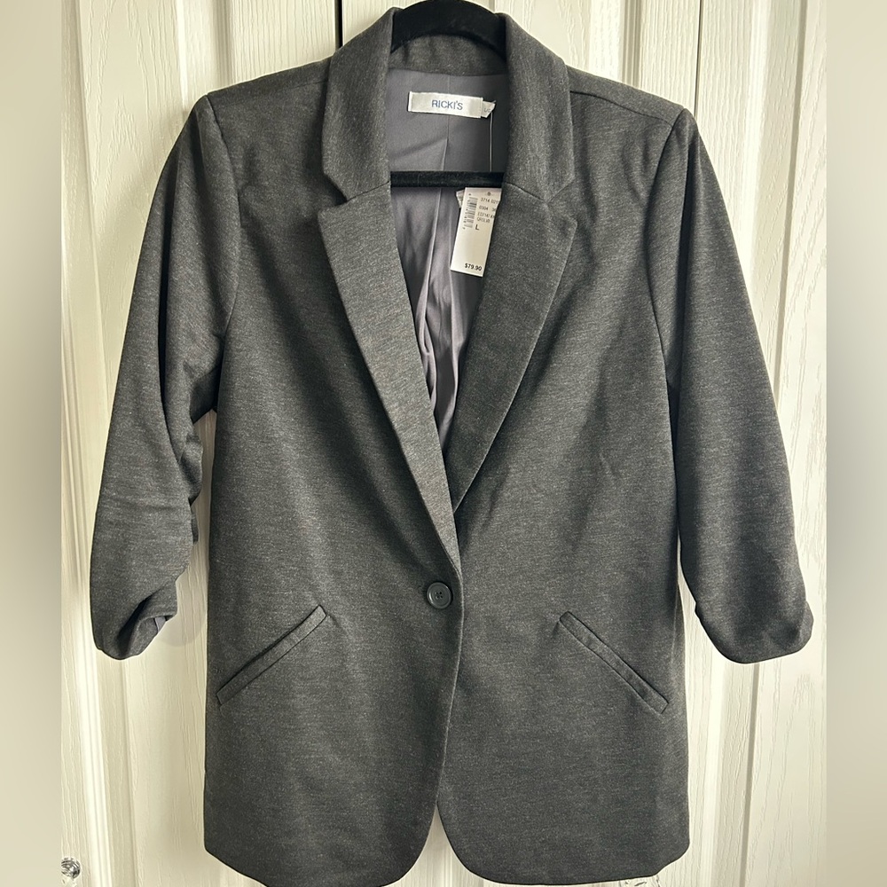 NWT Ricki’s Blazer Grey Size Large